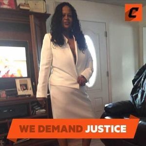 Meet your Posher, Lenora